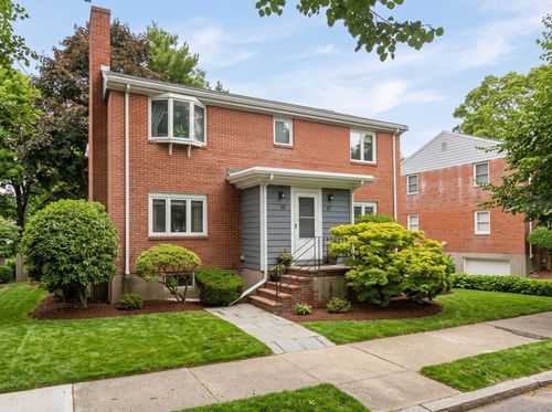 2-17 Belmont Rd, Chestnut Hill, MA, 02467-2670 | Card Image