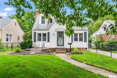 2541 S 5th St, Springfield, IL, 62703-3801 | Card Image