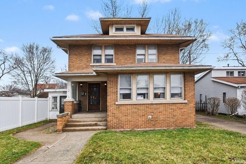 112 W Grove St, Mishawaka, IN, 46545-6148 | Card Image