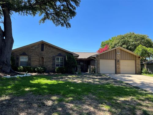 802 Brookhurst Dr, Richardson, TX, 75080-5002 | Card Image