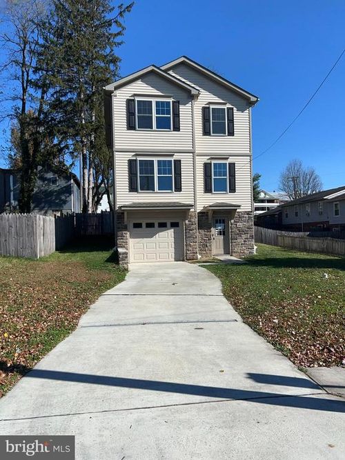 191 E George St, WESTMINSTER, MD, 21157-5209 | Card Image