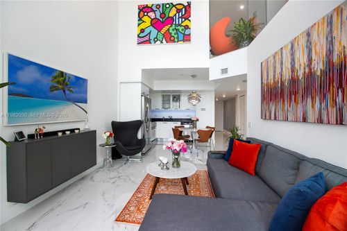 apt-2109-41 Se 5th St, Miami, FL, 33131-2549 | Card Image