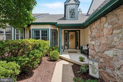 1577 Vassar Ct, WEST CHESTER, PA, 19380-5752 | Card Image