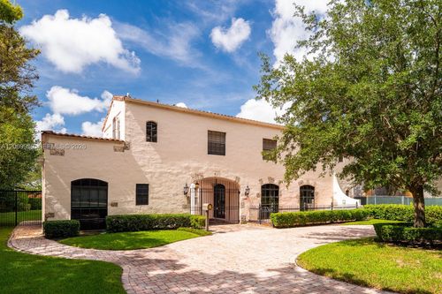 4128 Pinta Ct, Coral Gables, FL, 33146-1119 | Card Image