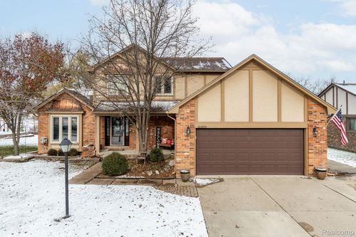 26805 Mapleridge Dr, Chesterfield, MI, 48051-3056 | Card Image