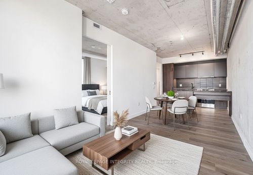 404-10 James St, Ottawa, ON, K2P1T2 | Card Image