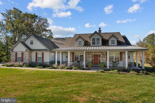 675 W 7 Stars Rd, PHOENIXVILLE, PA, 19460-1528 | Card Image