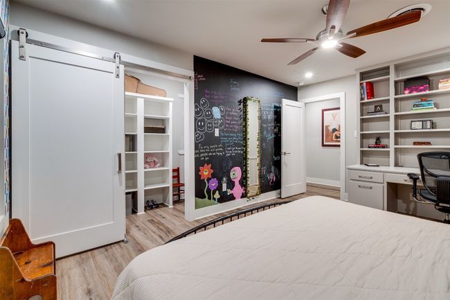 11 Sunset Trl, House other with 3 bedrooms, 3 bathrooms and 12 parking in Sunset Valley TX | Image 28