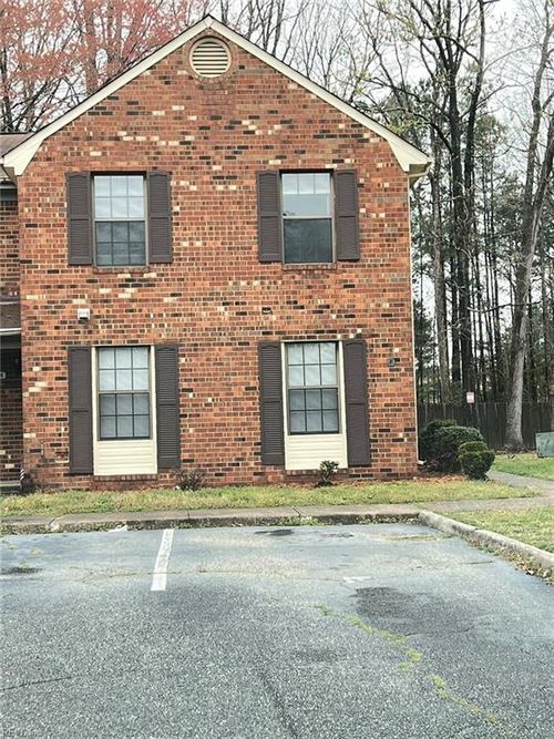 368 Deputy Ln, Newport News, VA, 23608-2986 | Card Image