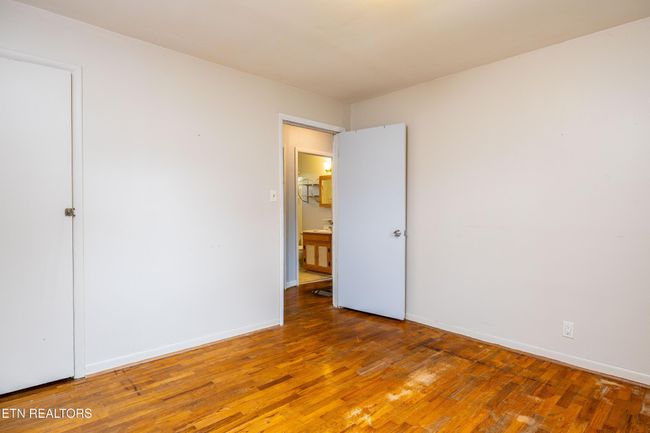 2105 Bradshaw Garden Rd, House other with 2 bedrooms, 1 bathrooms and null parking in Knoxville TN | Image 5