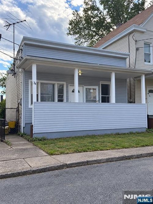 34 8th Ave, Paterson, NJ, 07524-2508 | Card Image