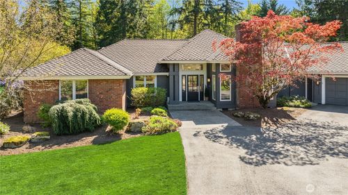 21533 Ne 143rd Pl, Woodinville, WA, 98077-5814 | Card Image