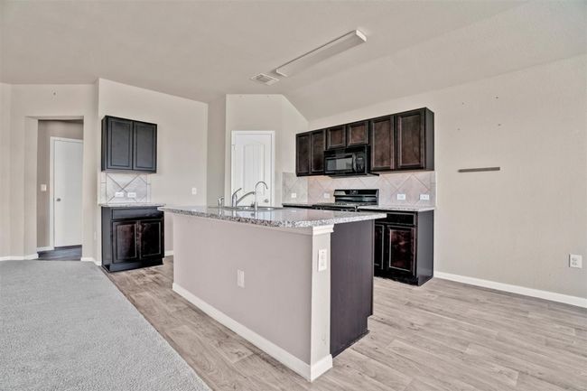 11324 Malta Dr, House other with 3 bedrooms, 2 bathrooms and 2 parking in Manor TX | Image 6