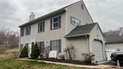 761 Lydall St, Manchester, CT, 06042-2434 | Card Image
