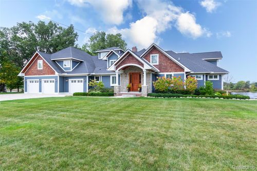 302 Tanview Dr, Oxford, MI, 48371-4759 | Card Image