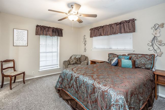 2002 Everglade Dr, House other with 3 bedrooms, 4 bathrooms and null parking in Gainesville TX | Image 25