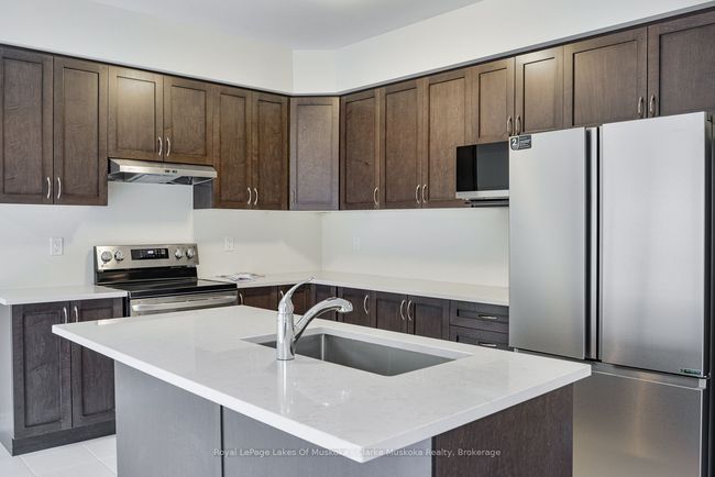 225 Mceachern Lane, House other with 4 bedrooms, 3 bathrooms and 2 parking in Gravenhurst ON | Image 7