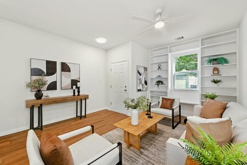 5913 Red Bud Ridge Ln, Austin, TX, 78744-4425 | Card Image