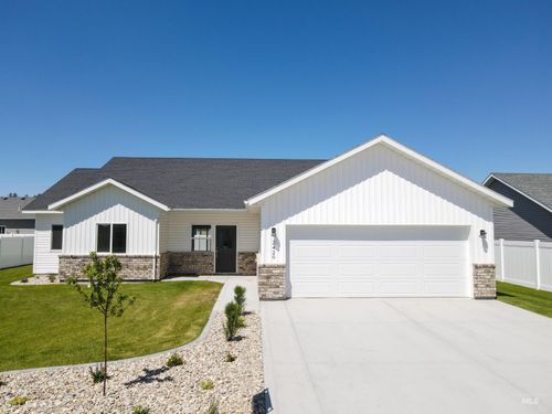 2420 Dorchester Ave, Burley, ID, 83318-2526 | Card Image