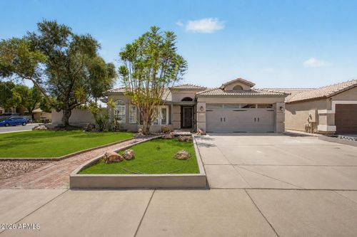 9139 W Paradise Lane, Peoria, AZ, 85382 | Card Image