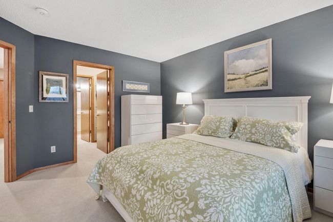 33 Summit Vw, Townhouse with 3 bedrooms, 3 bathrooms and null parking in North Oaks MN | Image 43