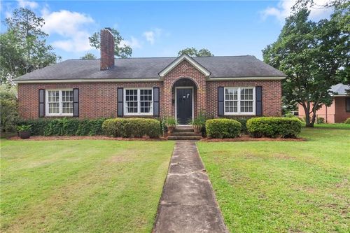 910 6th Ave, Albany, GA, 31701-1743 | Card Image