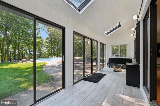 5653 Private Rd, House other with 3 bedrooms, 3 bathrooms and null parking in DOYLESTOWN PA | Image 6
