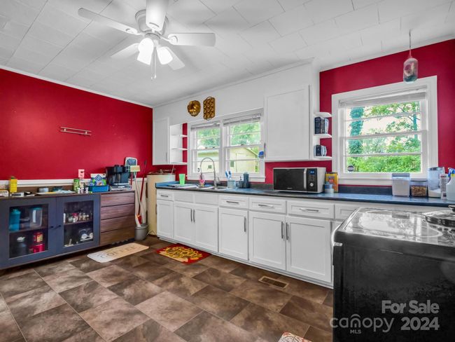 2714 New Ln, House other with 2 bedrooms, 1 bathrooms and null parking in Morganton NC | Image 9