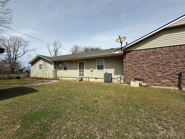 307 S Cherokee St, House other with 3 bedrooms, 2 bathrooms and null parking in Locust Grove OK | Image 27