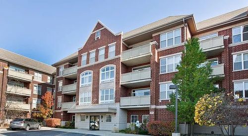 unit-202-77 N Quentin Rd, Palatine, IL, 60067-4820 | Card Image