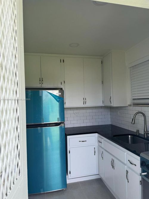 r-2823 Monroe St, Hollywood, FL, 33020-4743 | Card Image