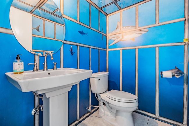 Custom Aquatic Mural in Half Bath | Image 11