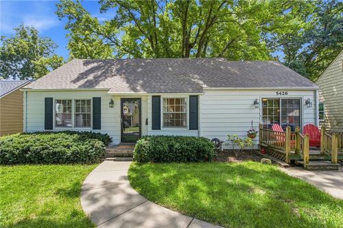 5426 Juniper Dr, Roeland Park, KS, 66205-2227 | Card Image