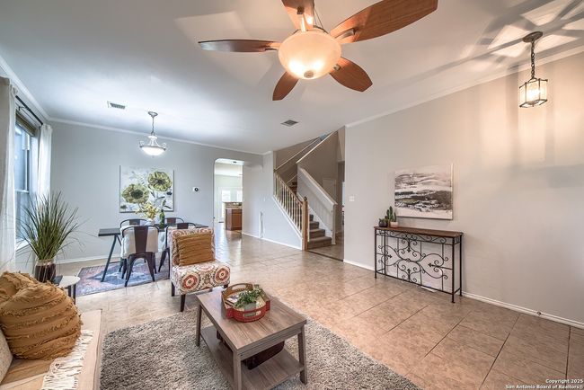 112 Springtree Bnd, House other with 4 bedrooms, 3 bathrooms and null parking in Cibolo TX | Image 7