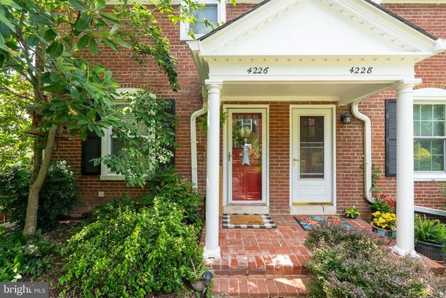 4226 32 Nd St S, Townhouse with 2 bedrooms, 1 bathrooms and null parking in ARLINGTON VA | Image 4