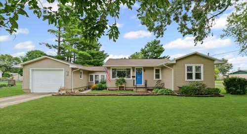 618 S Lott Blvd, Gibson City, IL, 60936-1717 | Card Image