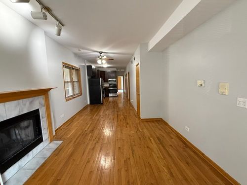 2-1340 N Campbell Ave, Chicago, IL, 60622-7476 | Card Image