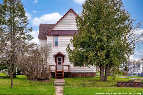 801 Beaser Ave, Ashland, WI, 54806-2754 | Card Image