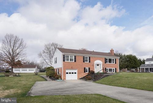 13504 Orion Dr, DAYTON, MD, 21036-1109 | Card Image