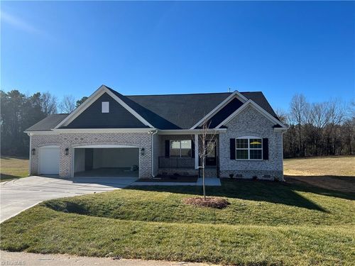 5-1618 Lazy Fox Ln, Kernersville, NC, 27284-6651 | Card Image