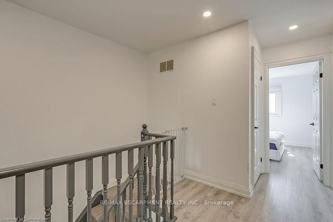 35 - 2022 Atkinson Dr, Condo with 3 bedrooms, 3 bathrooms and 1 parking in Burlington ON | Image 23