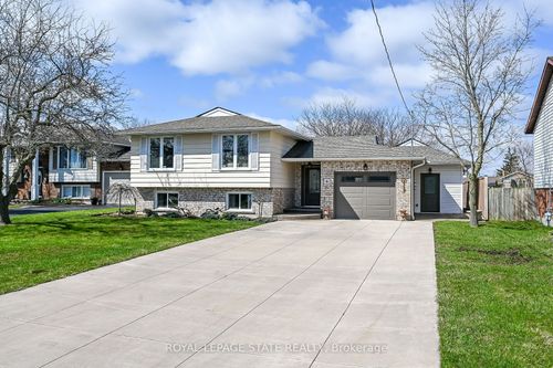 6 Barbara St, Smithville, ON, L0R2A0 | Card Image