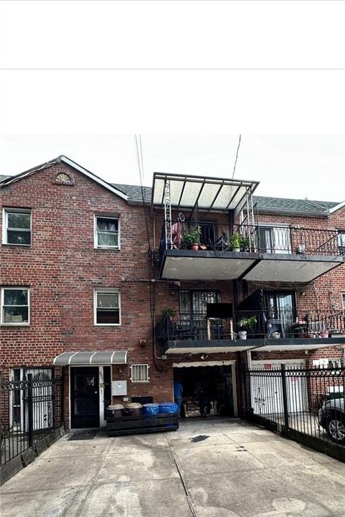 557 80th St, Brooklyn, NY, 11209-4009 | Card Image