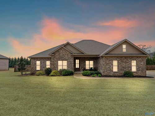 103 Natures Way, Guntersville, AL, 35976-4813 | Card Image