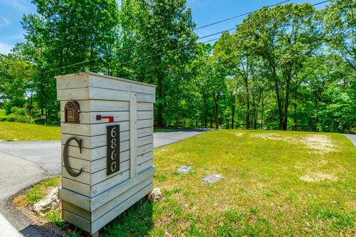 6860 Cooley Rd, Ooltewah, TN, 37363-5740 | Card Image