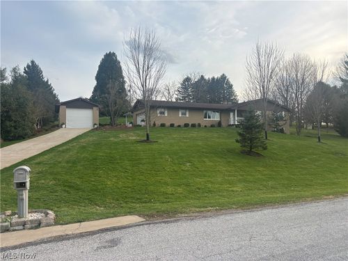 67755 W Almar Ln, Saint Clairsville, OH, 43950-8457 | Card Image