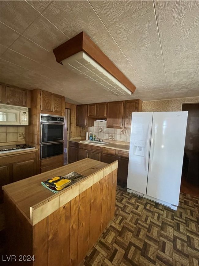 12 Avenue E Ave, House other with 2 bedrooms, 1 bathrooms and null parking in Mc Gill NV | Image 7