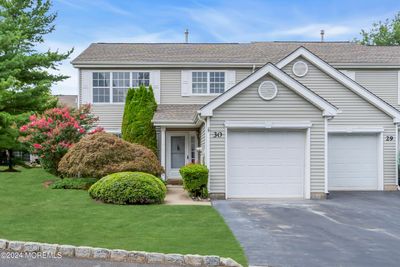 30 Mimosa Lane, Condo with 2 bedrooms, 2 bathrooms and null parking in Freehold NJ | Image 1