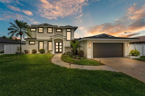 330 Palm Is Ne, CLEARWATER BEACH, FL, 33767-1930 | Card Image
