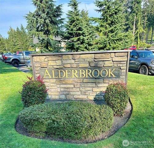 700 E Vine Maple Ln, Union, WA, 98592-9441 | Card Image